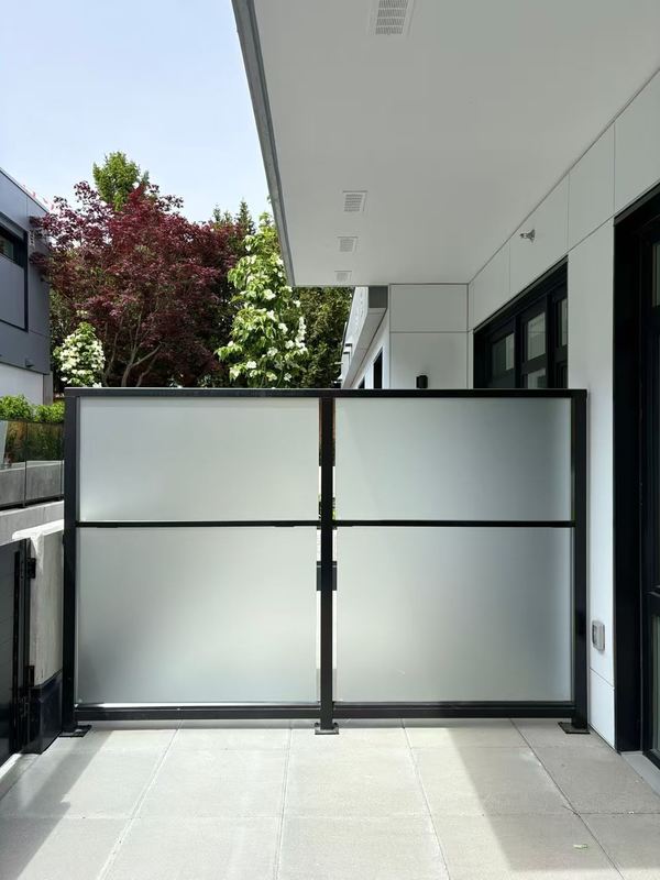 Railing Glass Pool Fencing Shower Door Balustrade Partition Curved Sgp Laminated Bullet Resistant Enameled Tinted Patterned Glass