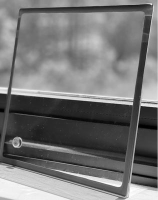 Curved Tempered Glass for Bus Shelters & Architectural Design | Radius Bending Available
