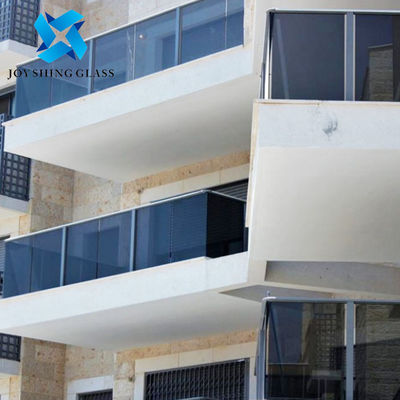 Customized 13.14mm Euro Grey Tempered Laminated Glass Balcony