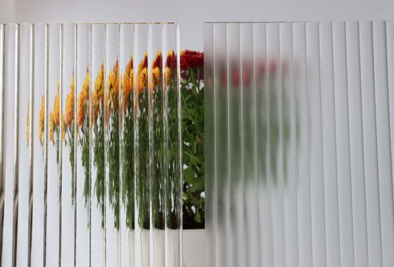 Laminated Translucent Glass Frosted Glass Acid-Etched Glass Toughened Figured Glass Tempered Obscure Privacy Jalousie Glass